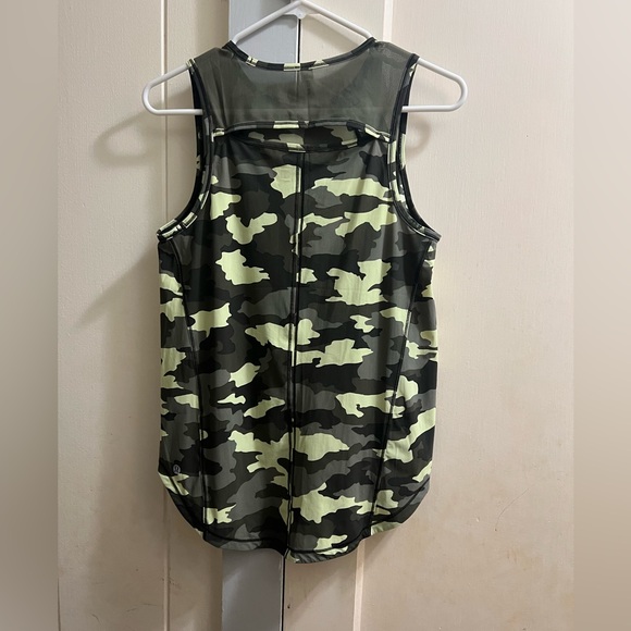 EUC Lululemon Sculpt Tank - Picture 2 of 4